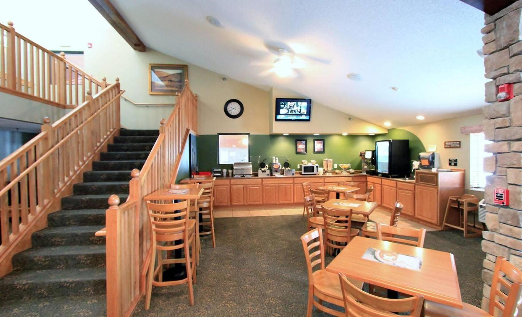 Americinn By Wyndham Cedar Rapids Airport Extérieur photo