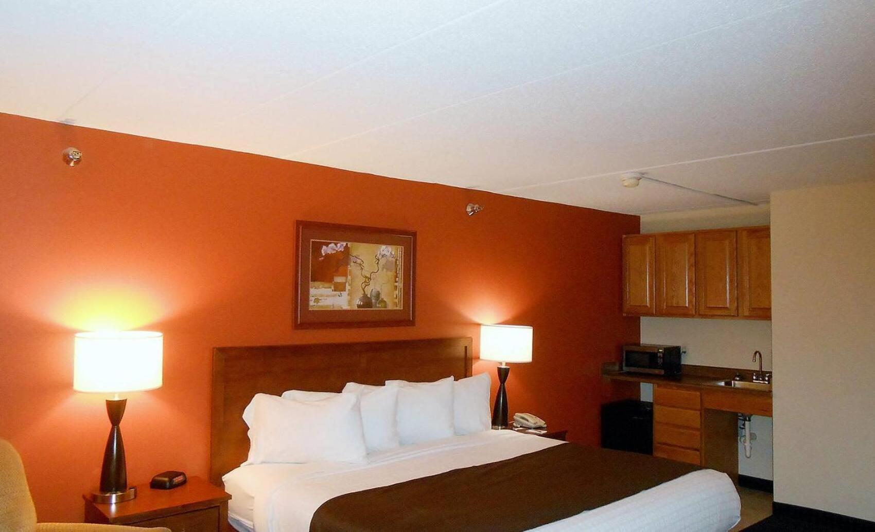 Americinn By Wyndham Cedar Rapids Airport Extérieur photo