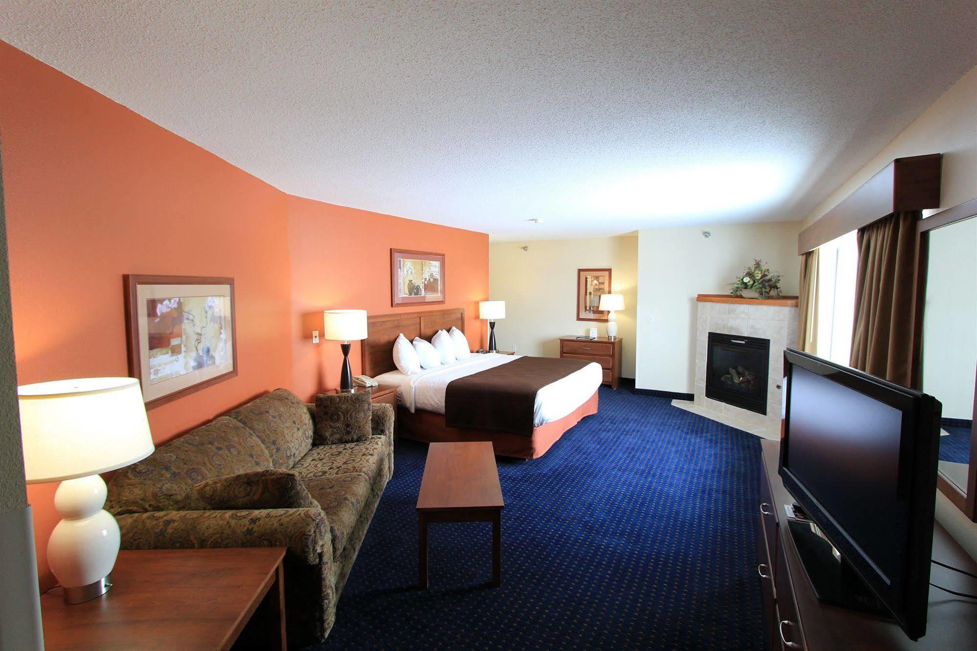 Americinn By Wyndham Cedar Rapids Airport Extérieur photo