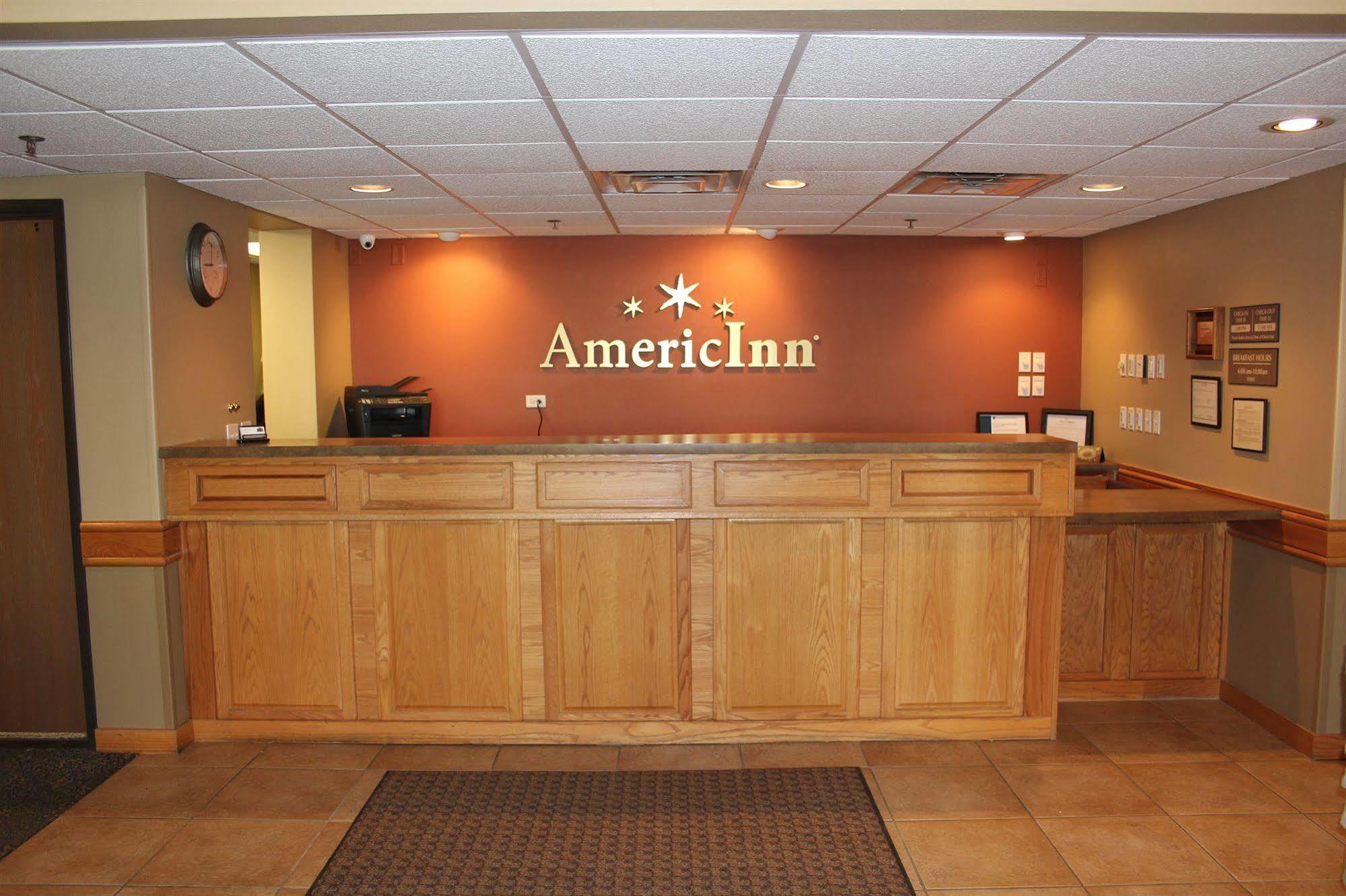 Americinn By Wyndham Cedar Rapids Airport Extérieur photo