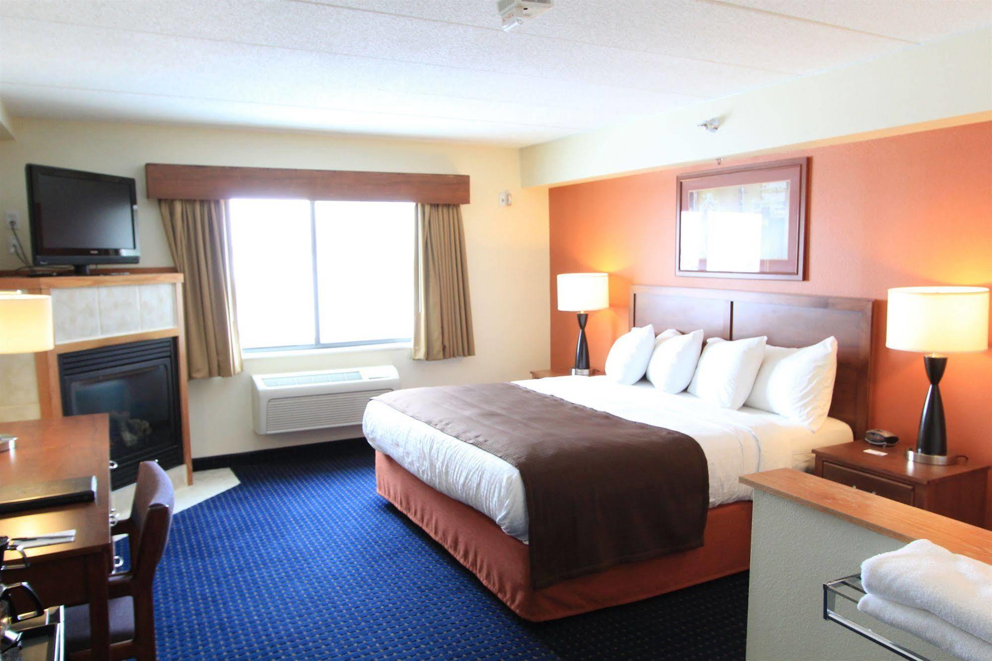Americinn By Wyndham Cedar Rapids Airport Extérieur photo